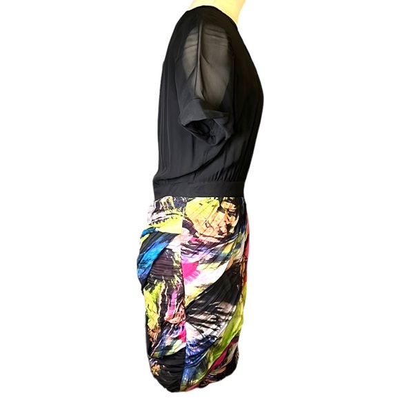 Diane Von Furstenberg Multicolor Print Ruched Mini Dress, size 10 - Picture 8 of 12